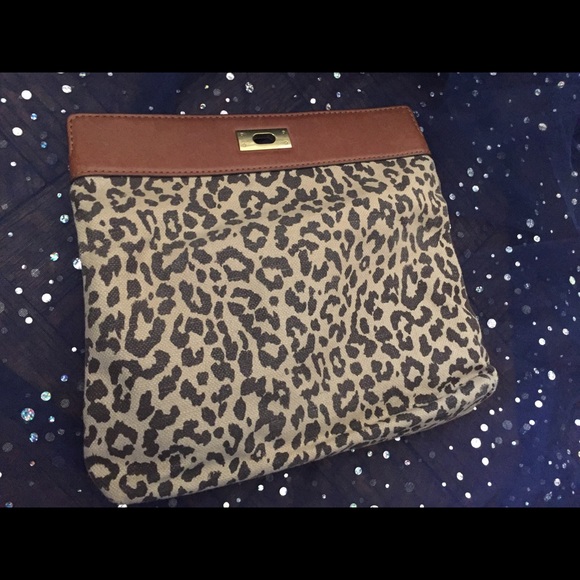 J.CREW LEOPARD Prnt LEATHER TRIM Clutch TRENDY LUX - Picture 2 of 6